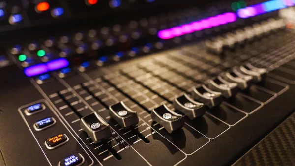 The Ultimate Guide to Midi Controllers