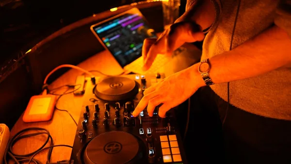 Virtual Dj: A Complete Buyer's Guide