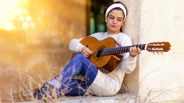 Common Guitar Footstool Mistakes to Avoid