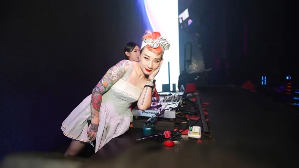 Dj Mixer Explained: Features, Types and Tips