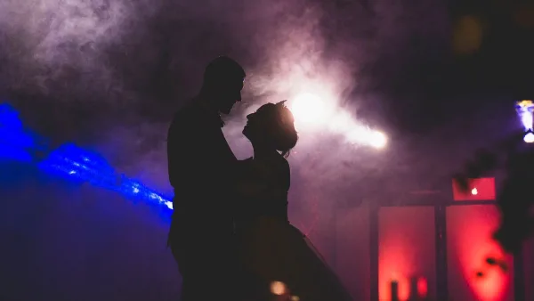 Fog Machine Explained: Features, Types and Tips