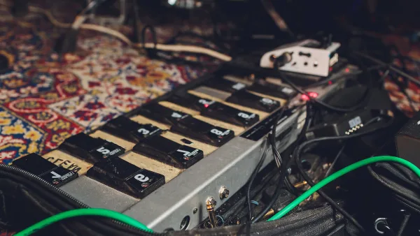 Guitar Bass Effect for Beginners: A Complete Guide