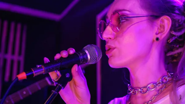 In Ear Monitoring for Beginners: A Complete Guide