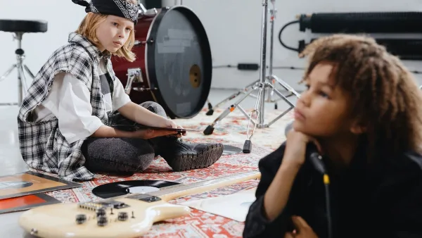 Left Handed Bass for Beginners: A Complete Guide