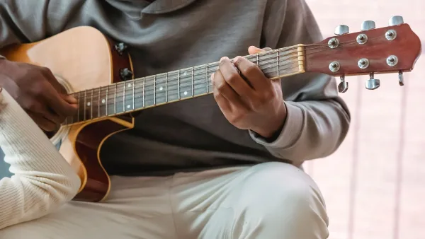 Squier Electric Guitar for Beginners: A Complete Guide
