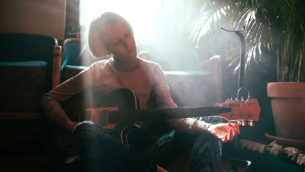 The Best Silent Guitars for the Money