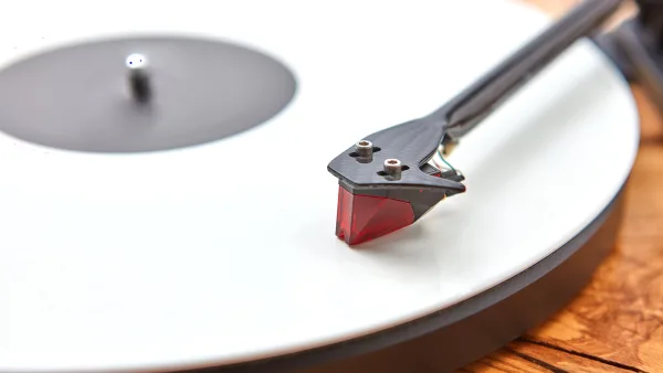 Turntable Cartridge: A Complete Buyer's Guide