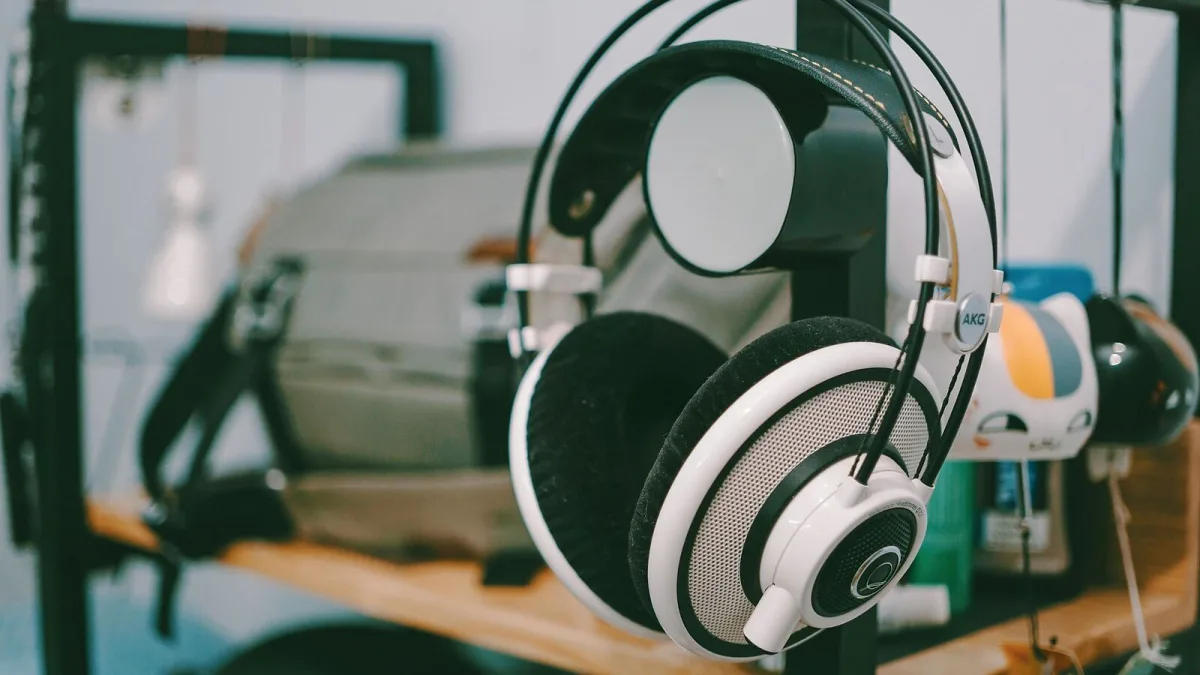 Akg Acoustics Headphones: A Complete Buyer's Guide