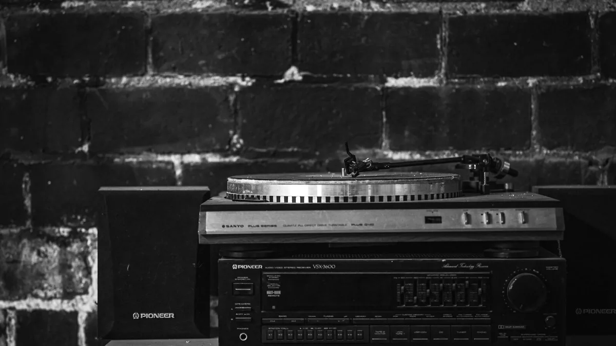 Audio Technica Turntable Explained: Features, Types and Tips