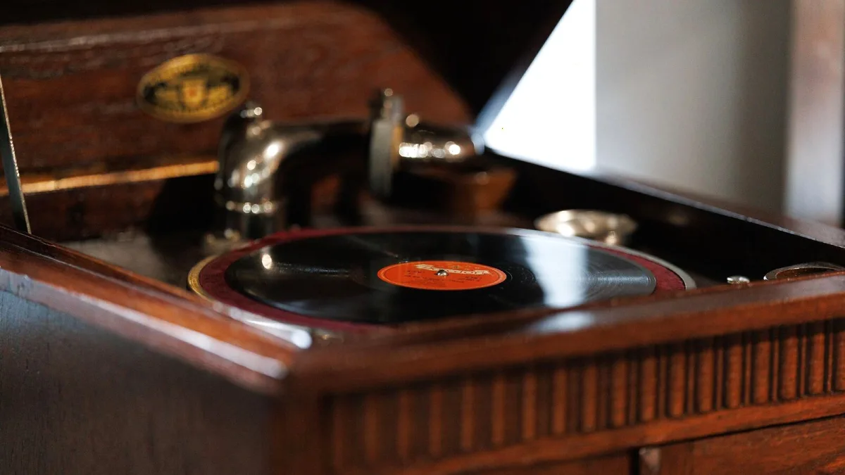 Cabinet Records for Beginners: A Complete Guide