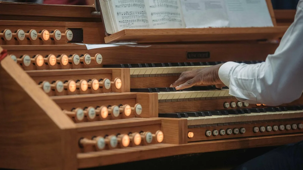 Church Organ for Beginners: A Complete Guide