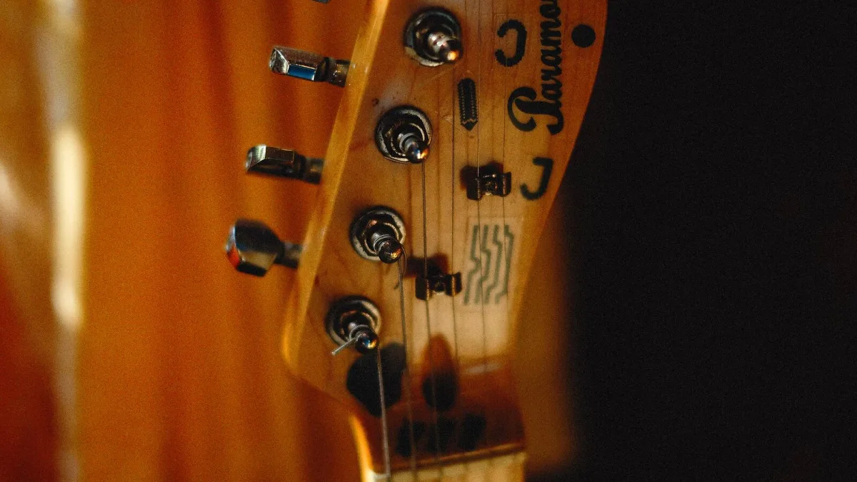 Common Bouzouki Mistakes to Avoid
