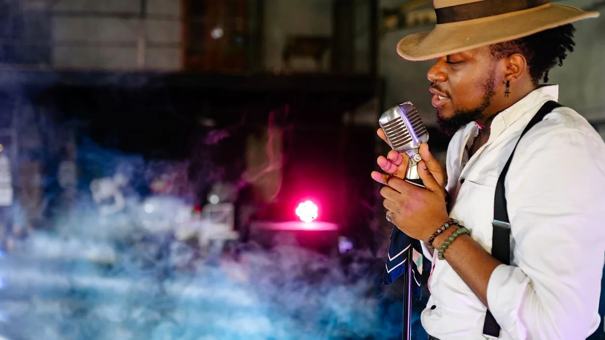 Everything You Need to Know About Singing Mic