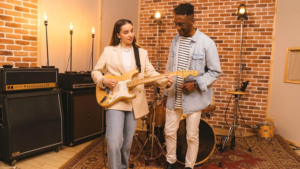 Fender Blues Jr: A Complete Buyer's Guide