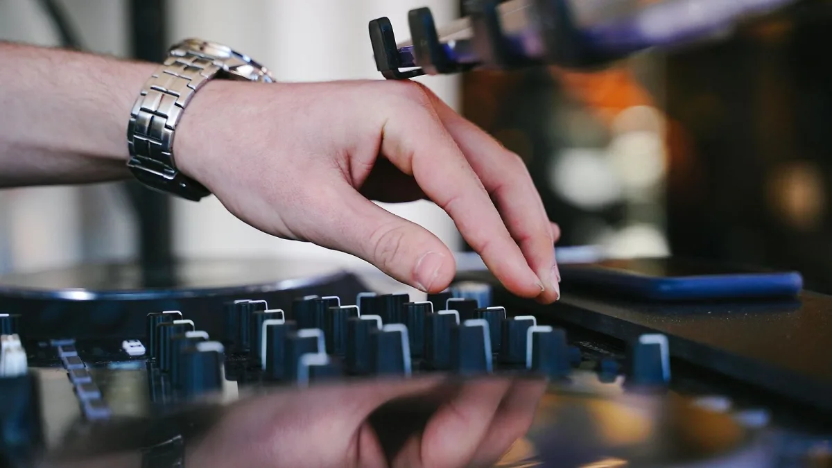 How to Set Up and Use Pioneer Dj Decks