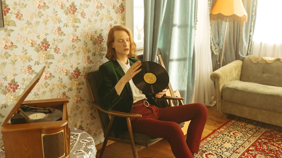 How to Set Up and Use Vinyl Record Cleaner Kit