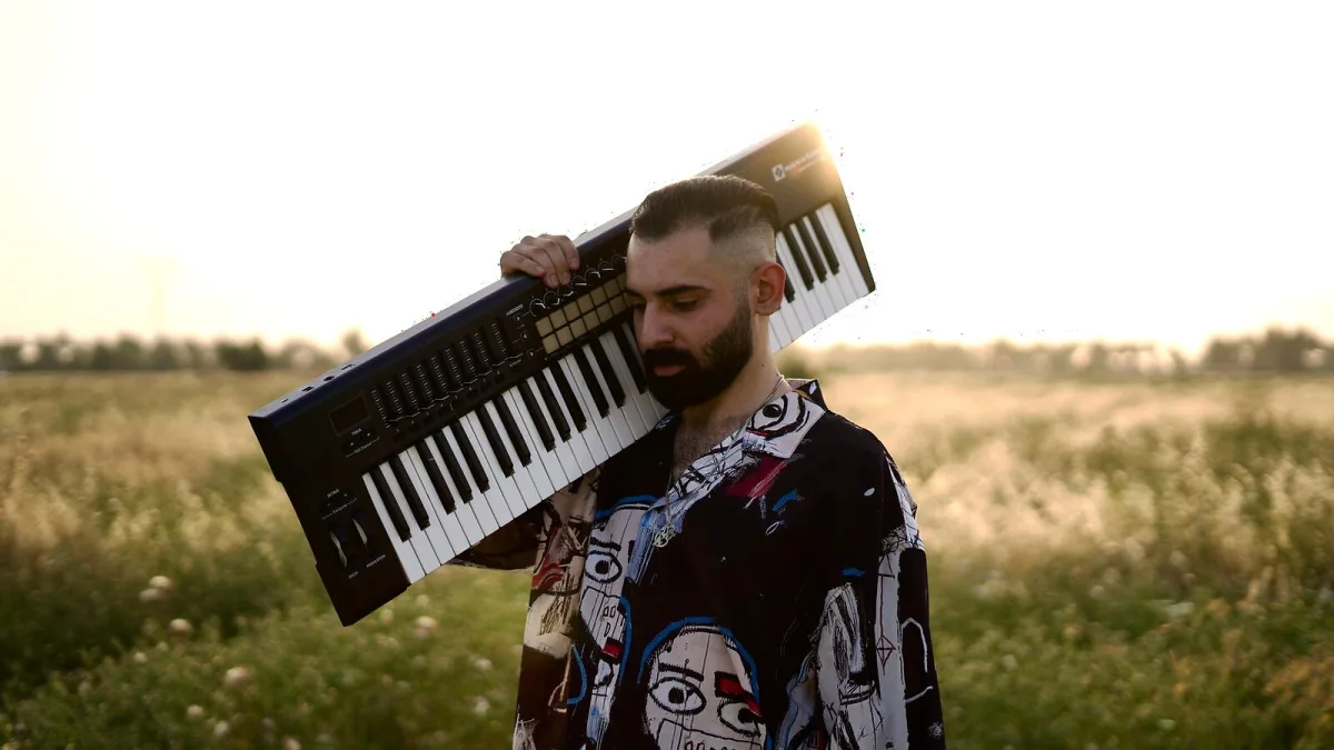 Keytar Explained: Features, Types and Tips