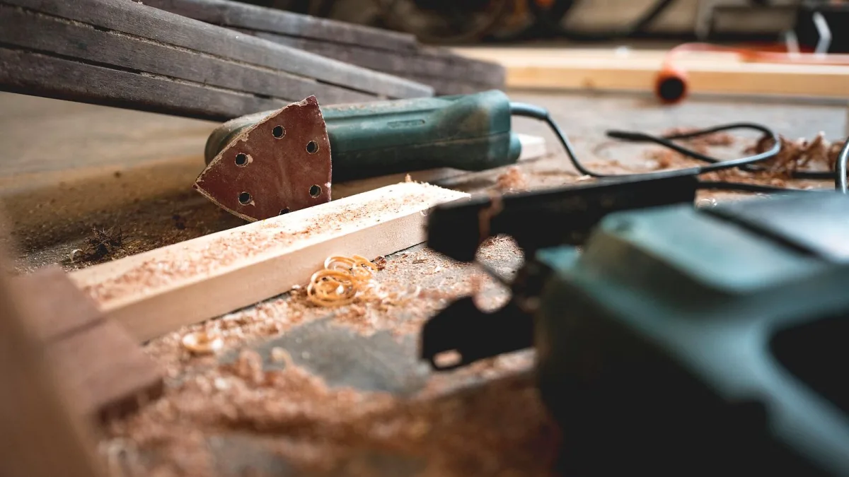Making a Bass Guitar: A Complete Buyer's Guide