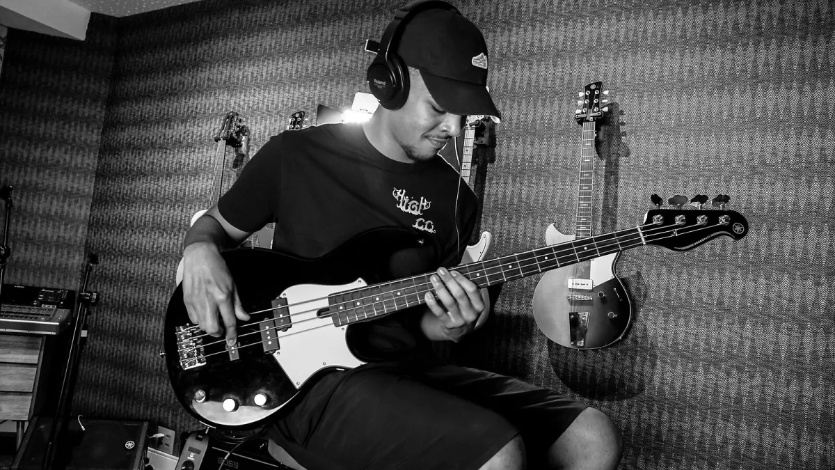 Rickenbacker Bass for Beginners: A Complete Guide