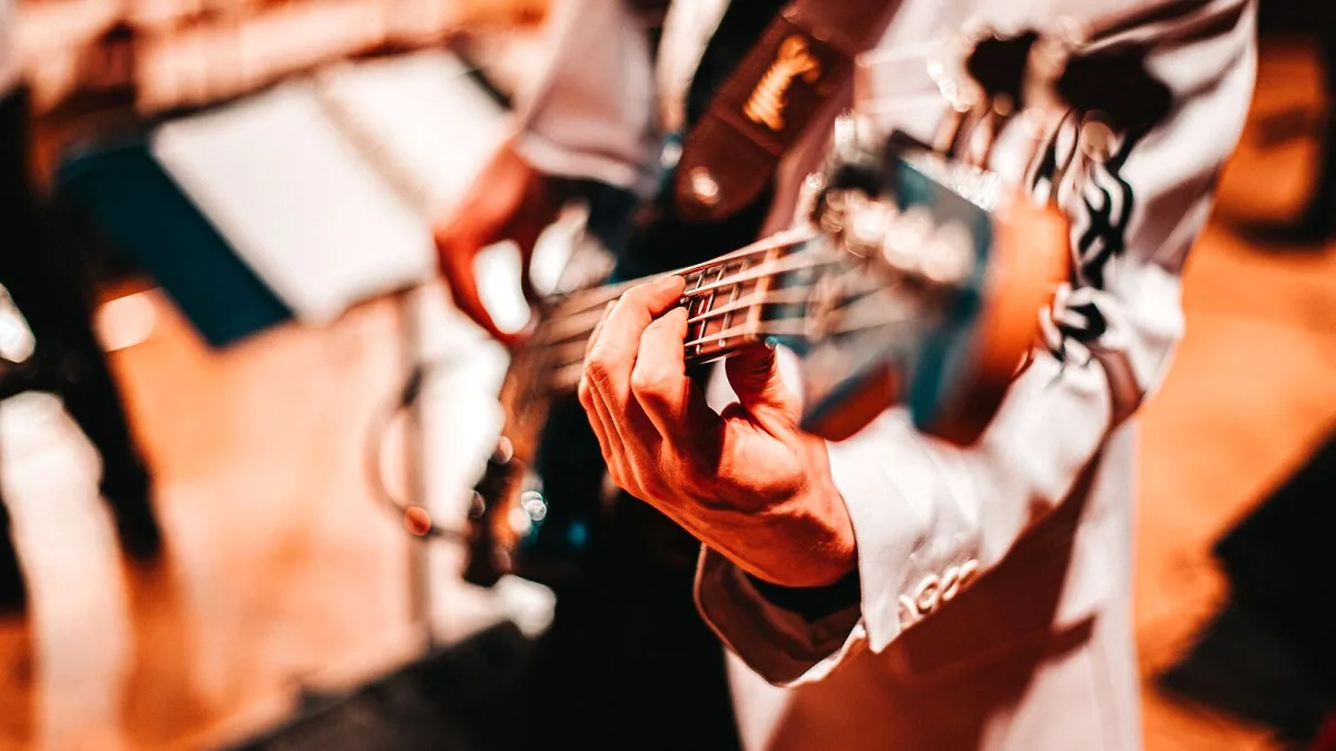 Rickenbacker Electric Bass for Beginners: A Complete Guide