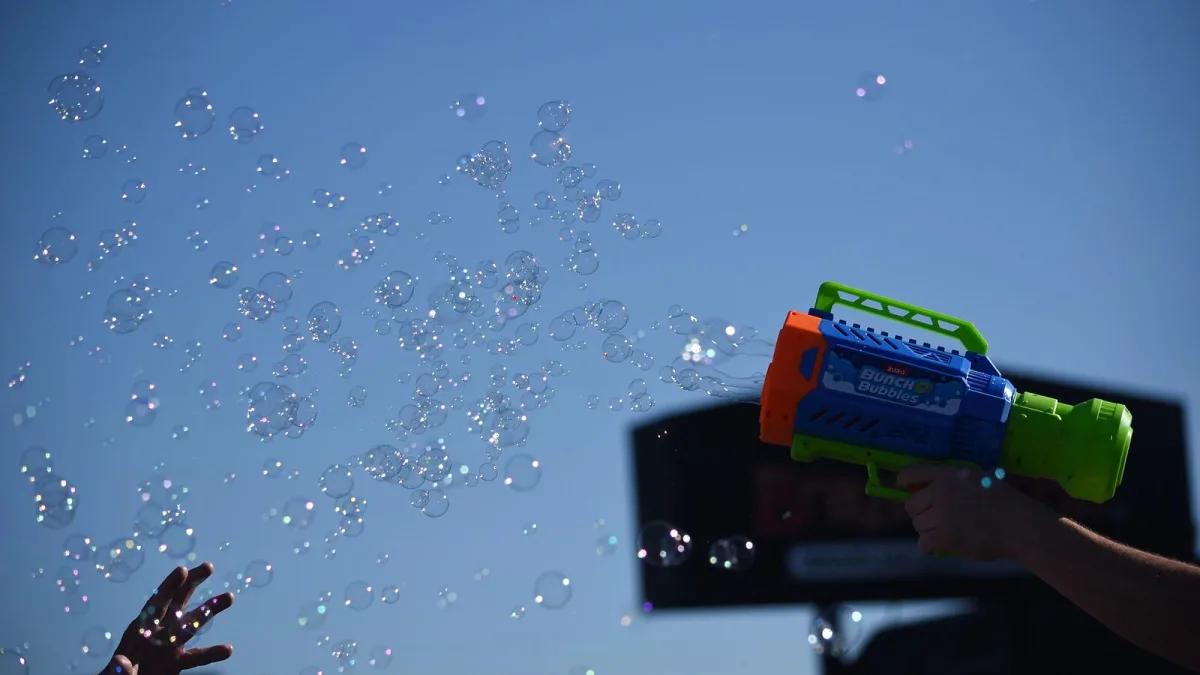 Smoke Machine Explained: Features, Types and Tips
