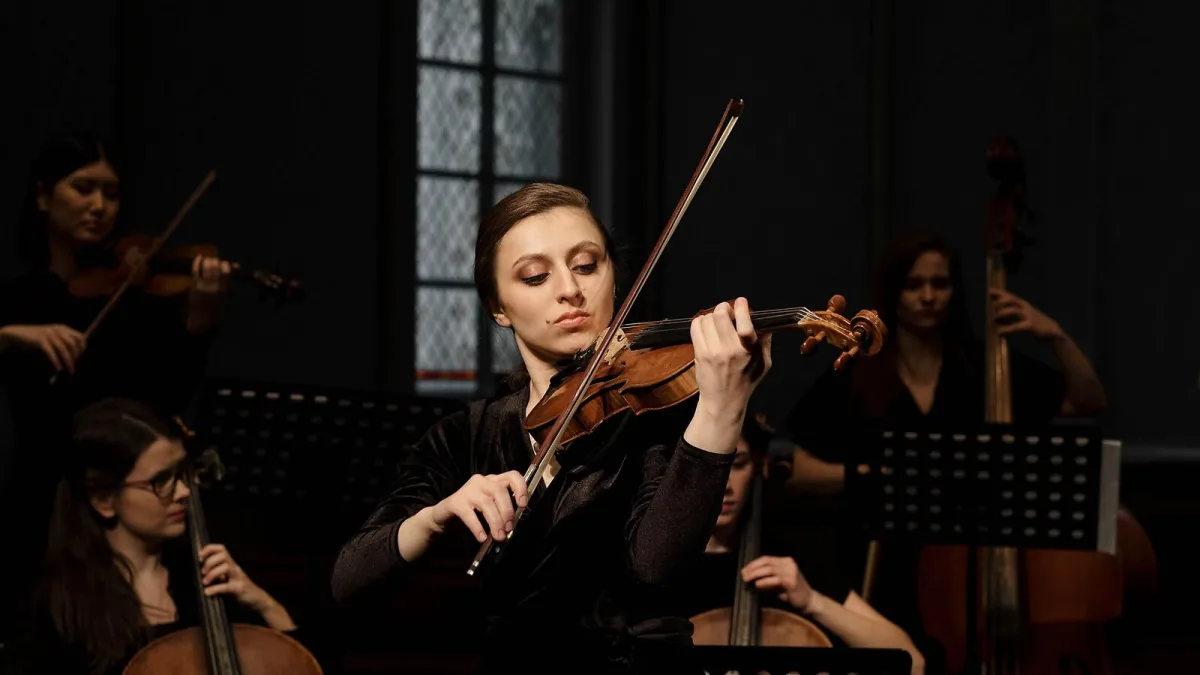 Stradivarius Violin: A Complete Buyer's Guide