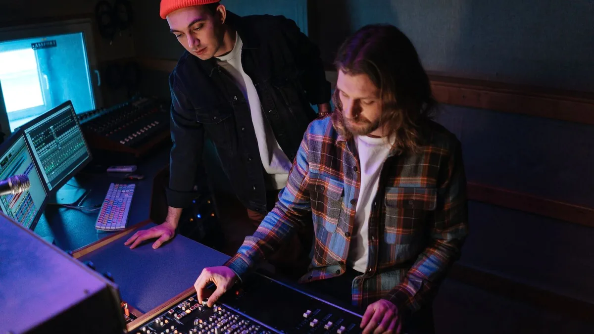 Studio Desk for Beginners: A Complete Guide