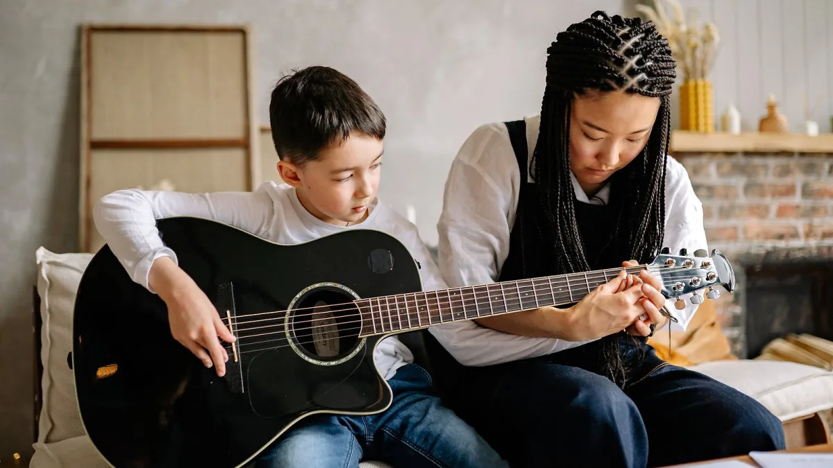 Tanglewood Acoustic Guitar for Beginners: A Complete Guide