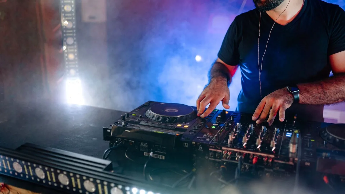 The Best Electronic Music Artists to Know
