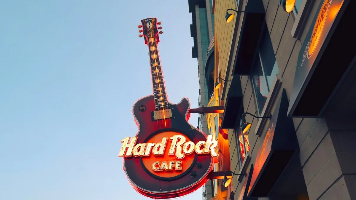 The Best Guitar Ibanez Jems for the Money