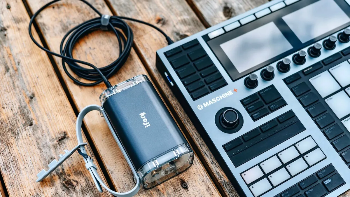 The Best Headphone Splitters for the Money