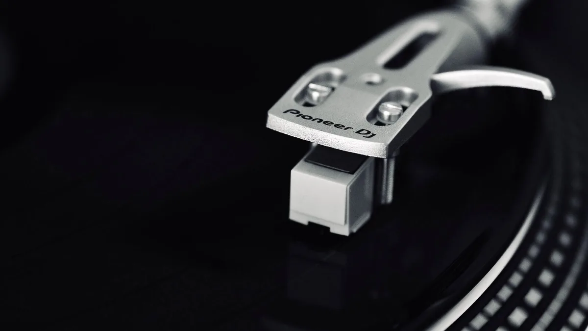 The Best Vinyl Players for the Money