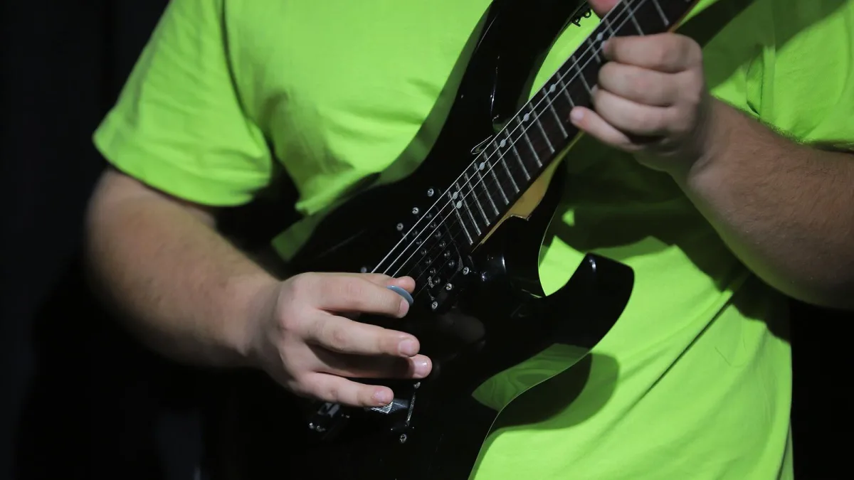 The Ultimate Guide to Fender Guitar