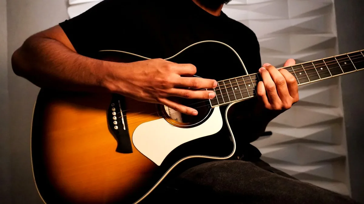 The Ultimate Guide to Gibson Hummingbird