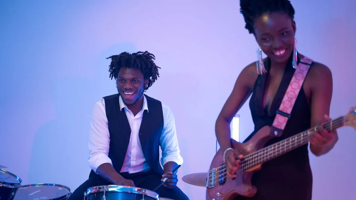 The Ultimate Guide to Squier Electric Bass
