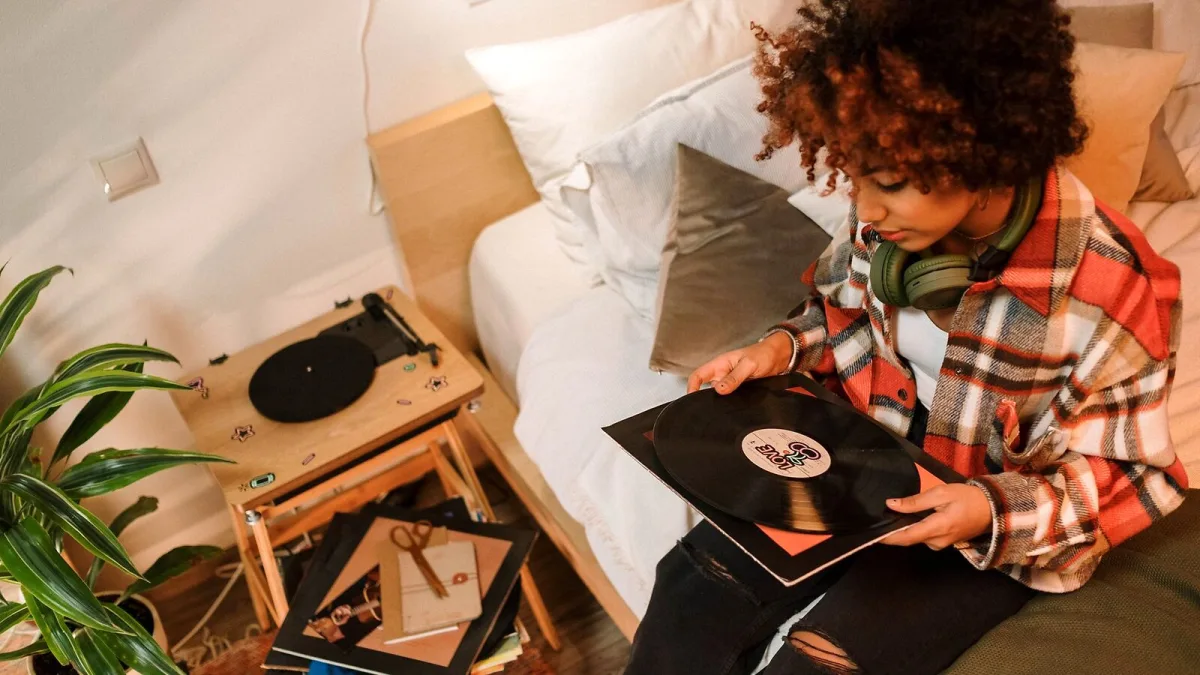 Vinyl Record Storage for Beginners: A Complete Guide