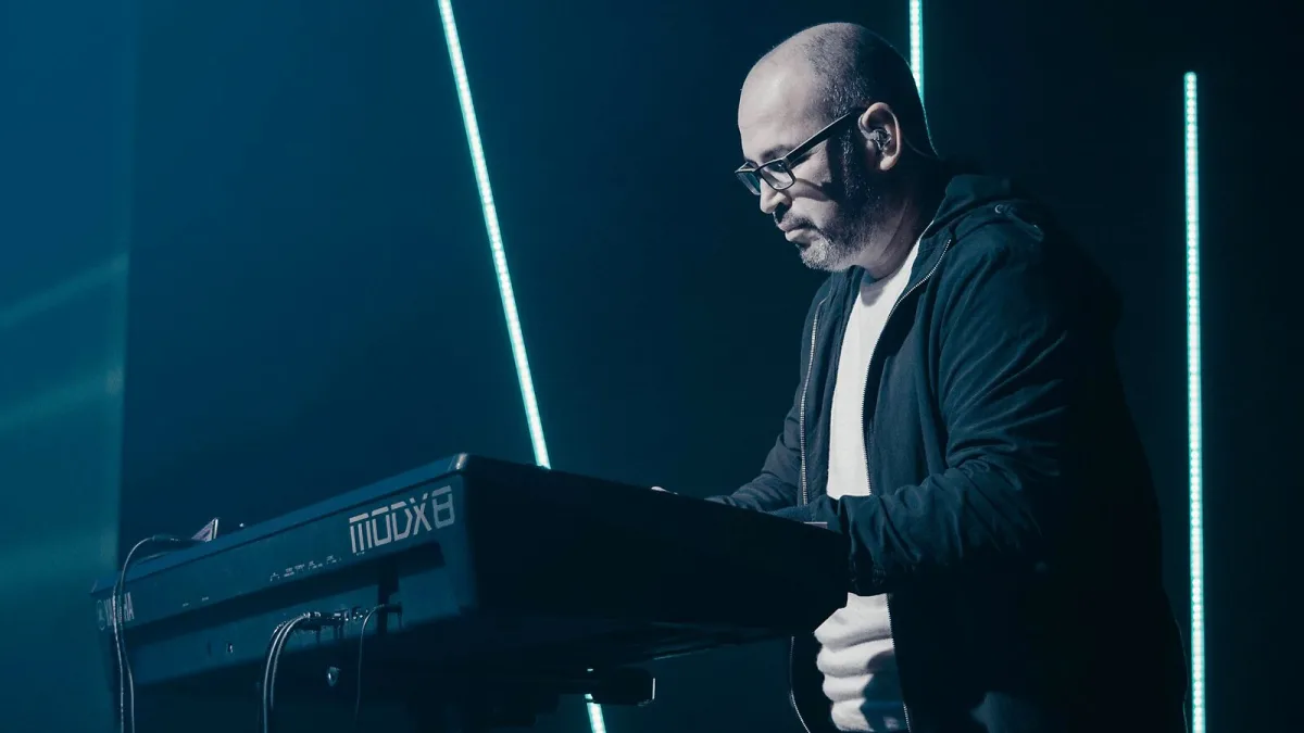 Vocoder Explained: Features, Types and Tips
