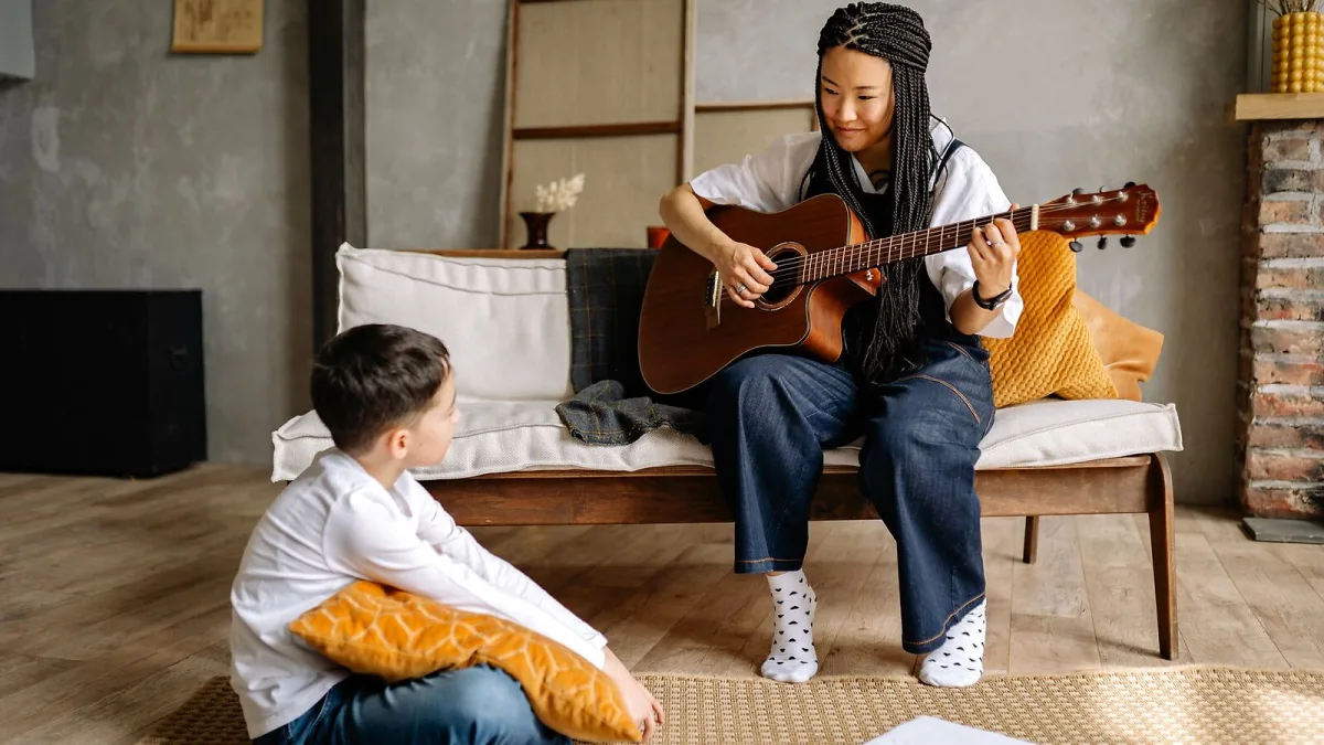 Acoustic Guitar for Beginners: A Complete Guide
