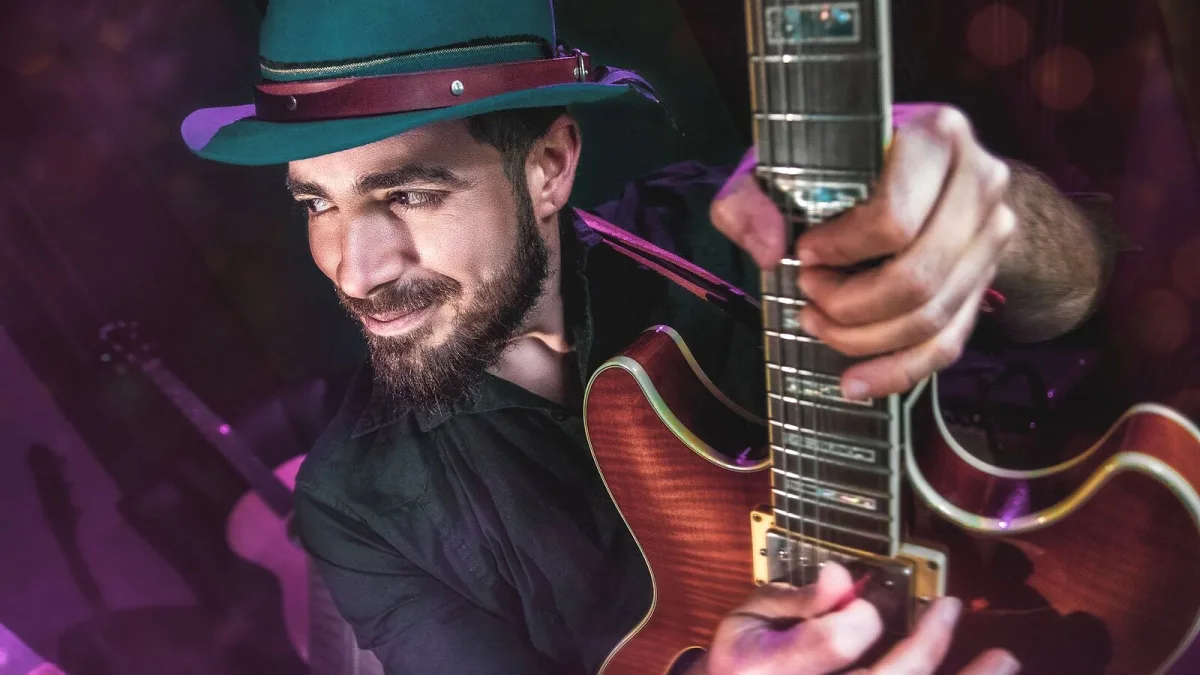 Archtop Guitar: A Complete Buyer's Guide