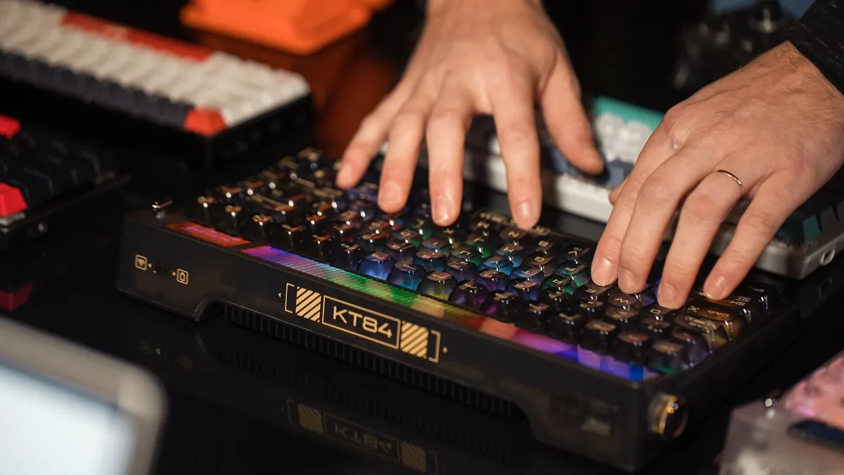 Behringer Poly D: A Complete Buyer's Guide