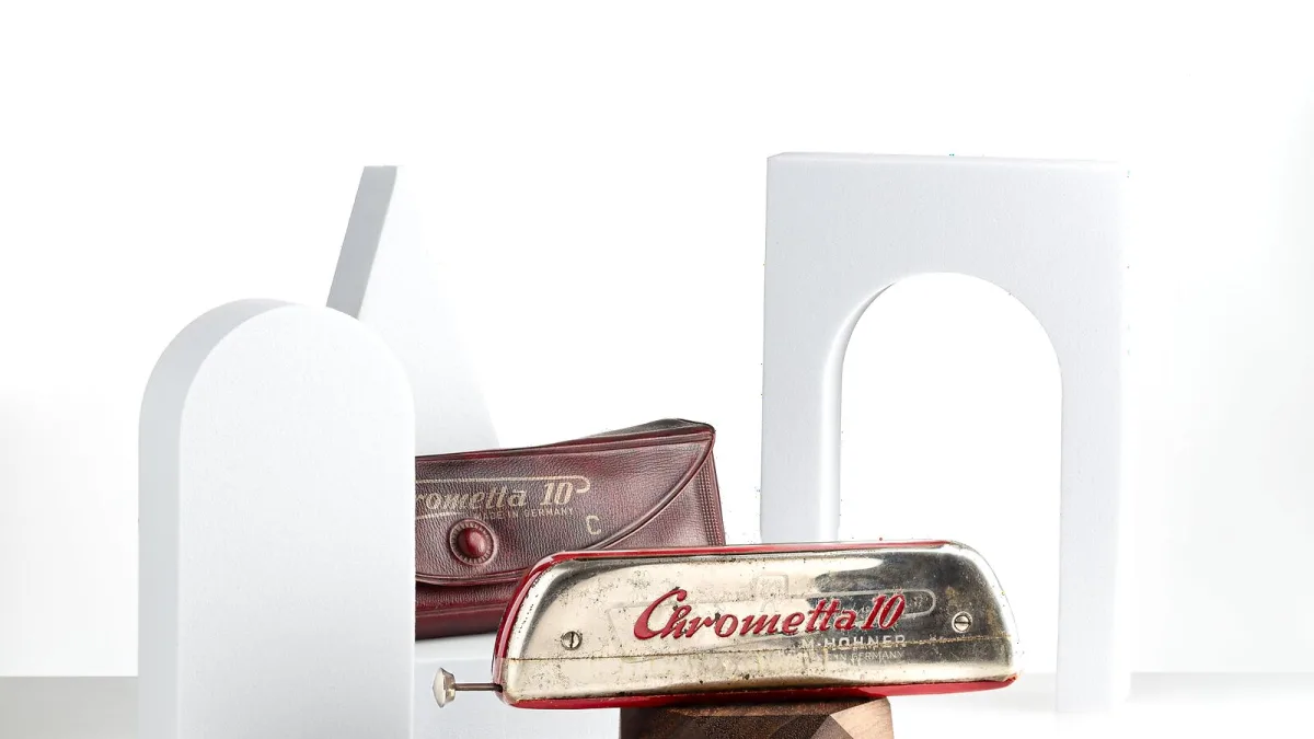 Blues Harmonica: A Complete Buyer's Guide