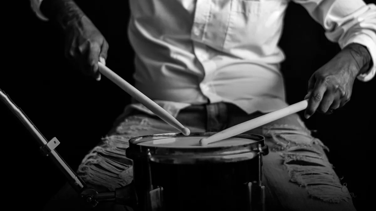 Brushes Drum Explained: Features, Types and Tips
