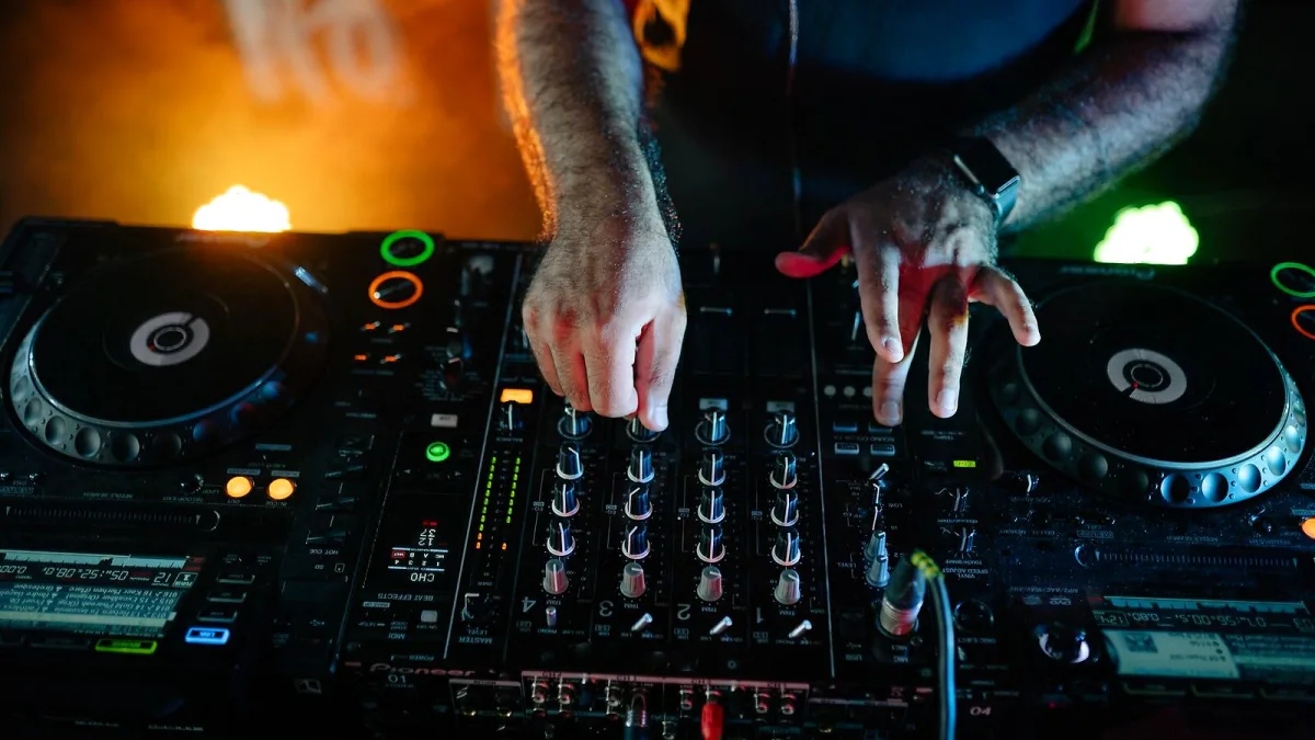 Cdj Explained: Features, Types and Tips