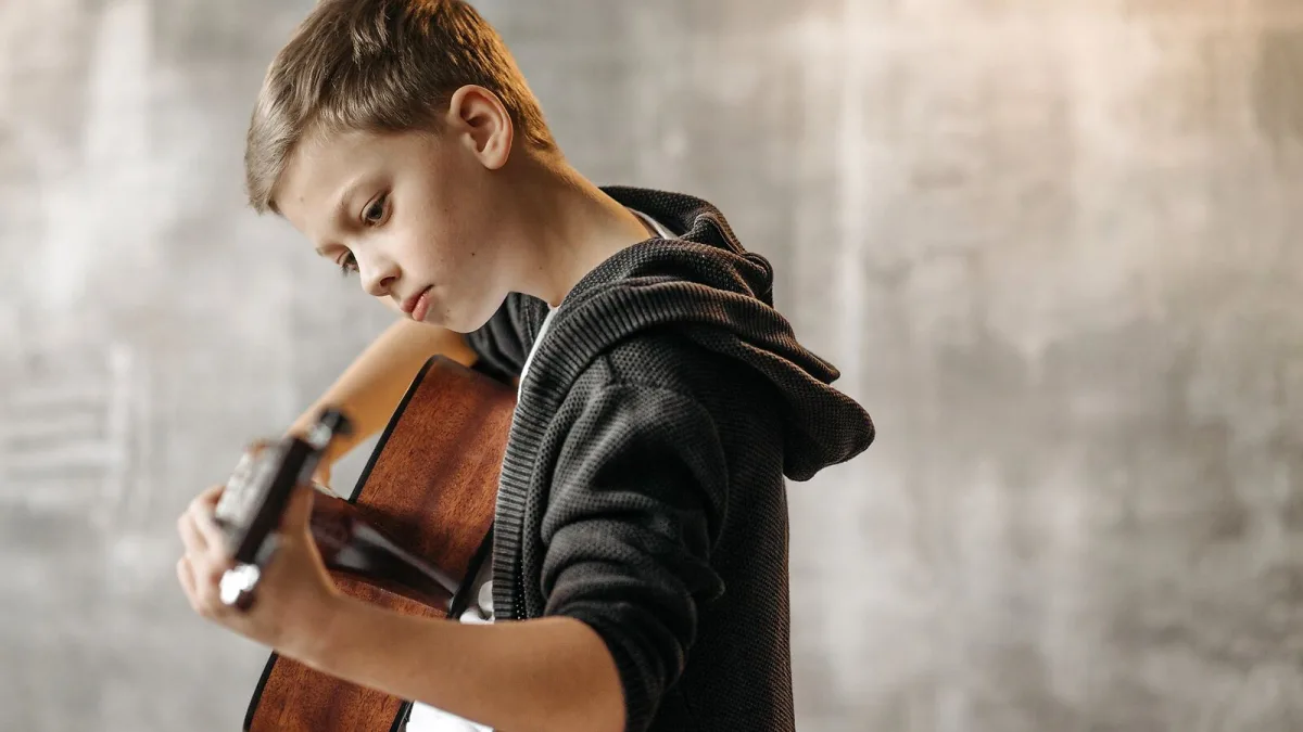 Common Acoustic Guitar Mistakes to Avoid