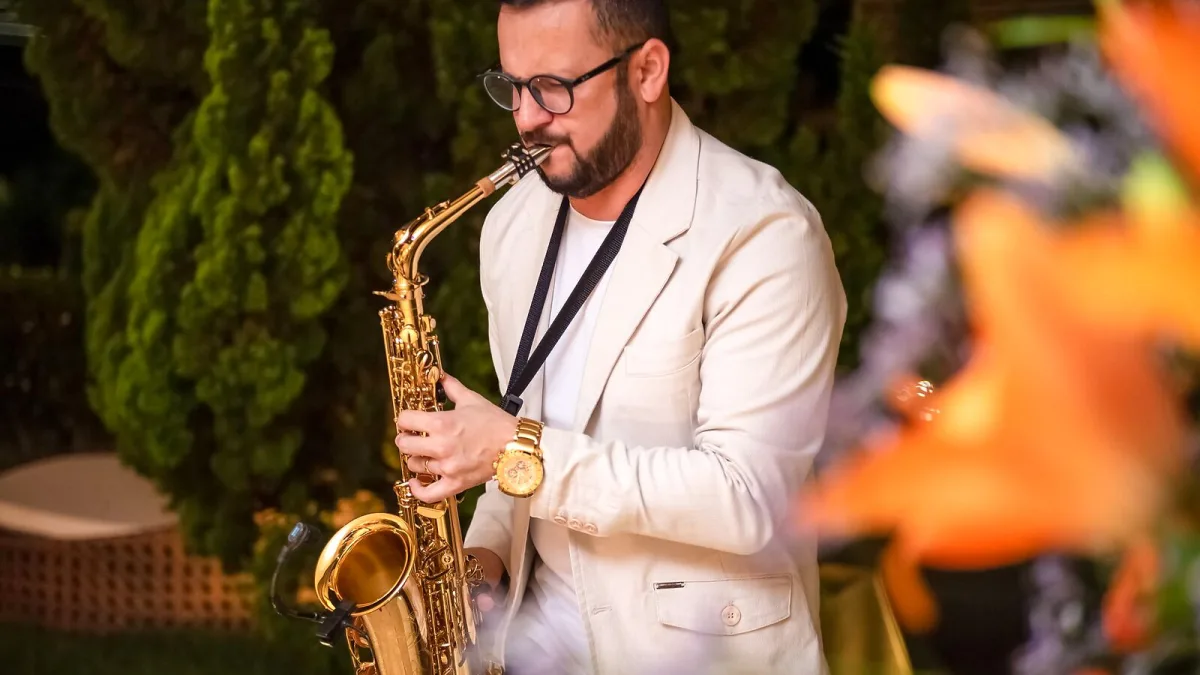 Common Saxophone Stand Mistakes to Avoid