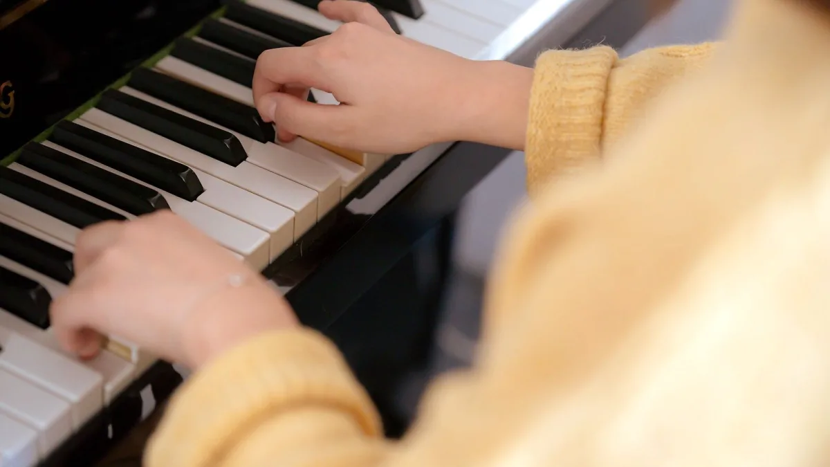 Common Sustain Pedal Mistakes to Avoid