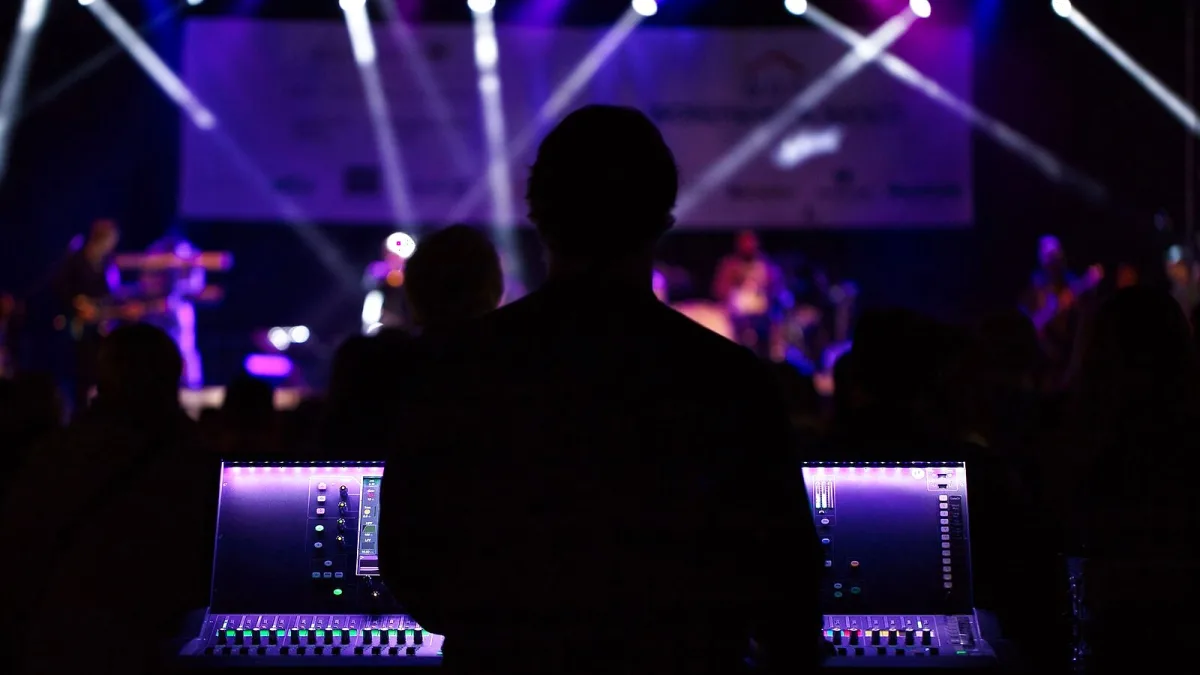 Everything You Need to Know About Keyboard Amplifiers