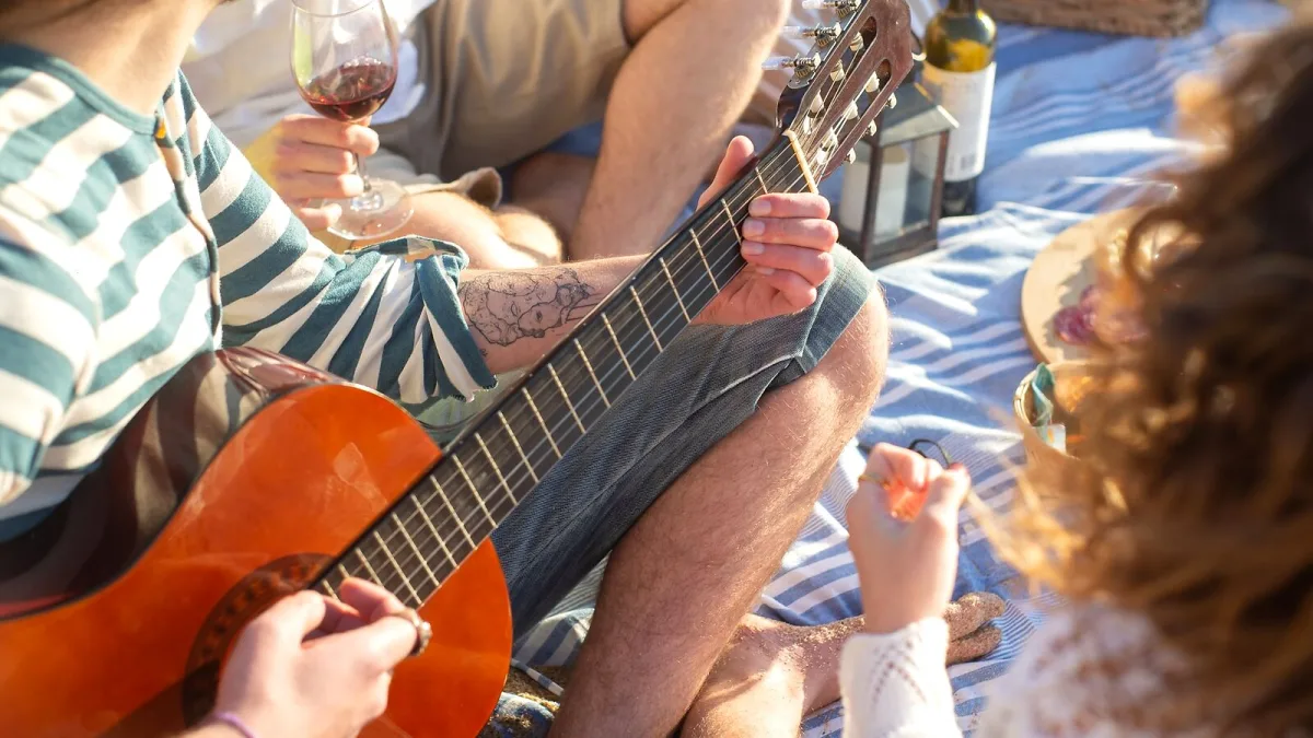 Guitar Footstool for Beginners: A Complete Guide
