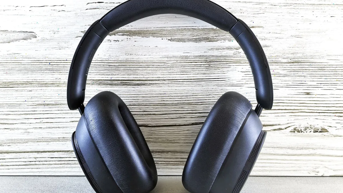 Noise Cancelling Headphones: A Complete Buyer's Guide