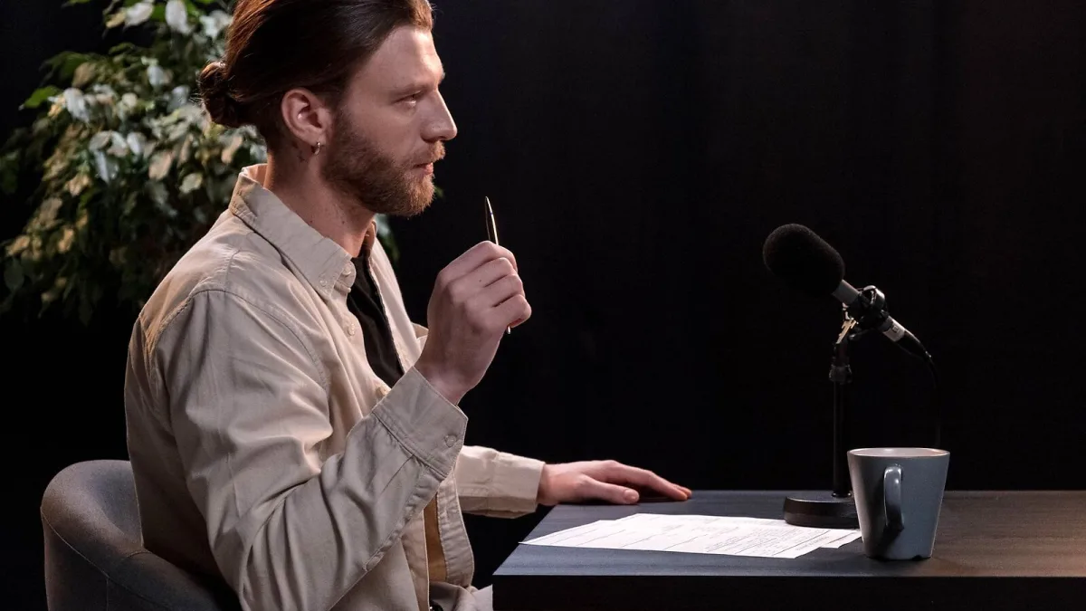 Podcast Microphone: A Complete Buyer's Guide
